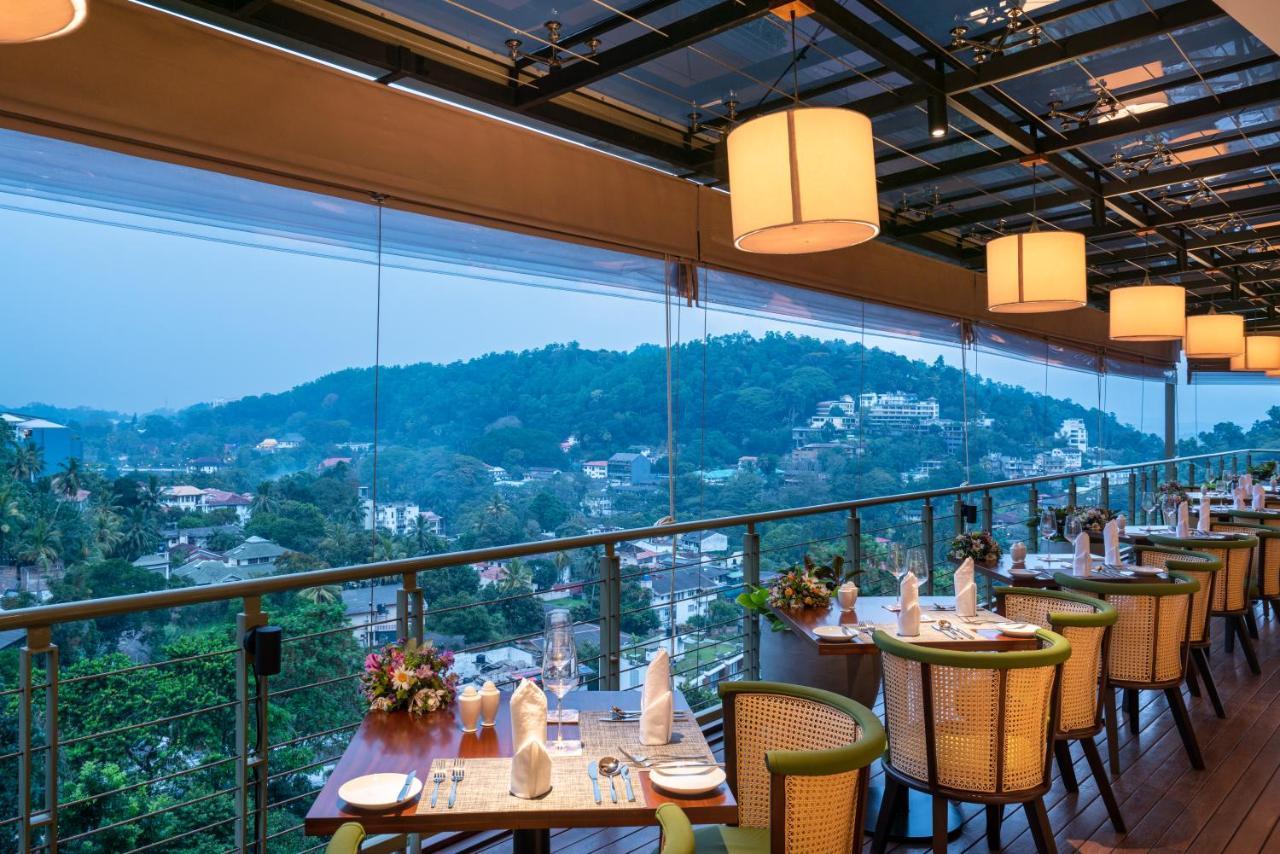 Grand Serendib Hotel Kandy Bagian luar foto